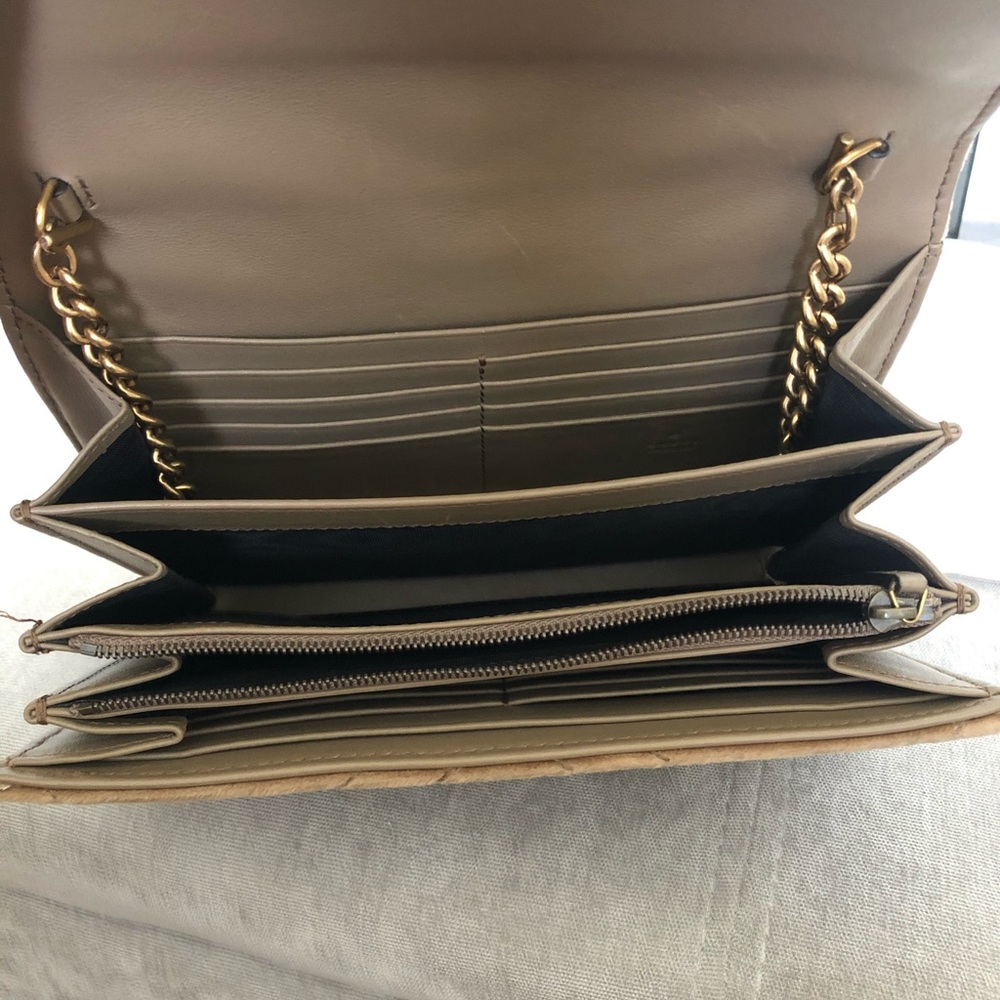 Gucci Marmount 2.0 Crossbody Bag - Picture 4 of 8